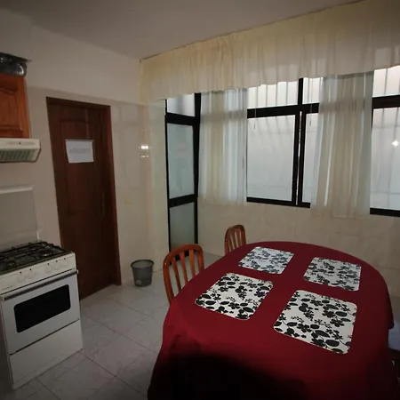 Modern In Албуфейра